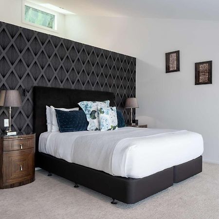 Papillon, A Relax It'S Done Luxury Holiday Home Queenstown Ngoại thất bức ảnh