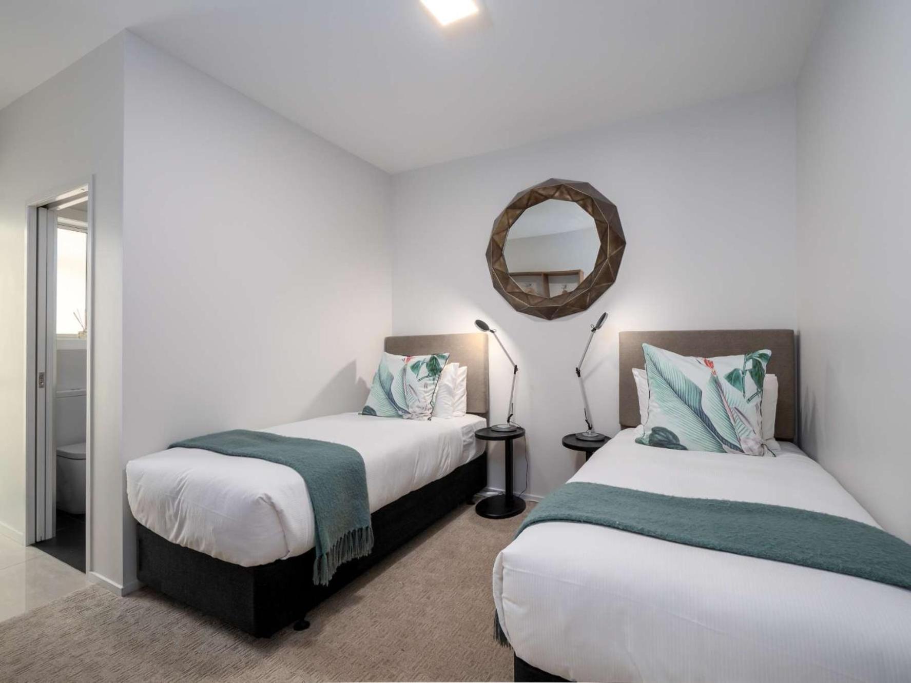 Papillon, A Relax It'S Done Luxury Holiday Home Queenstown Ngoại thất bức ảnh